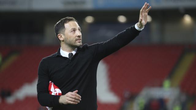 jiuyou.com-斯巴达克无奈被逐呼唤和平 大度祝福莱比锡主帅